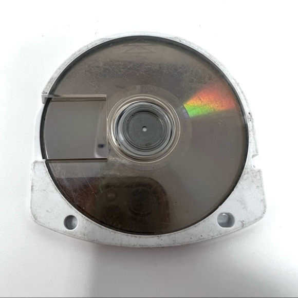 Ratchet & Clank: Size Matters (Sony PSP) 2007 UMD Video Game Disc Only (NO CASE) - Picture 2 of 2